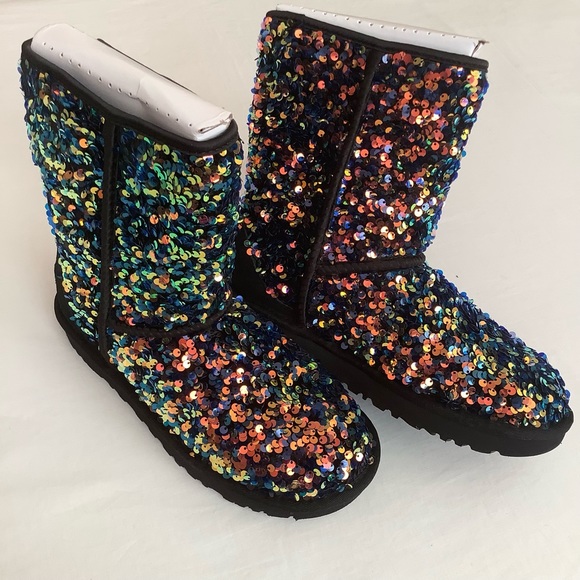 Authentic UGG Classic Short Stellar Sequin - Picture 5 of 9
